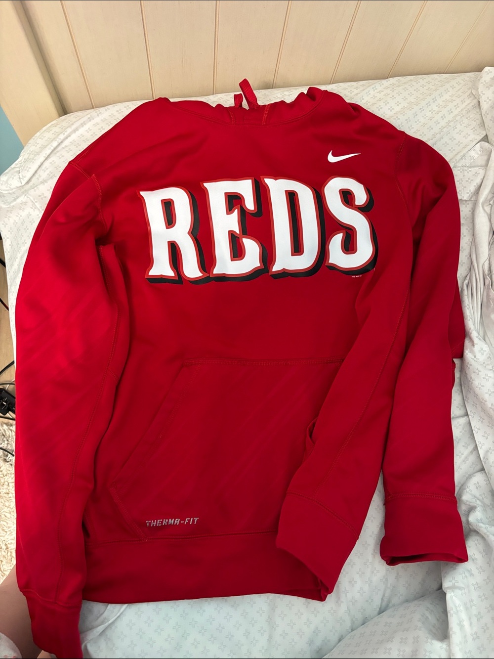 Nike Men’s Red Crewneck Sweatshirt with 'REDS' Chest Graphic